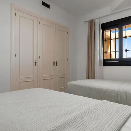 Sky And Sea Duplex Penthouse - Pool, Jacuzzi, Sea Views