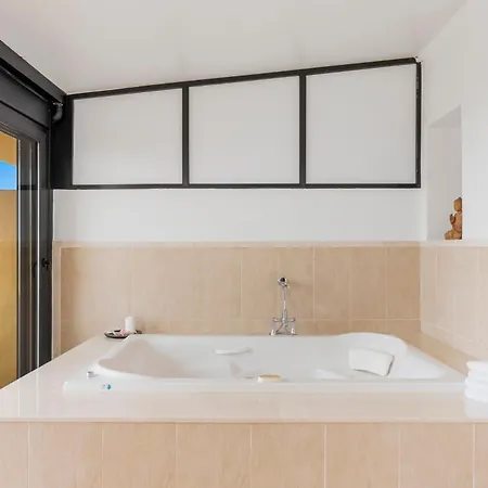 Sky And Sea Duplex Penthouse - Pool, Jacuzzi, Sea Views Apartment